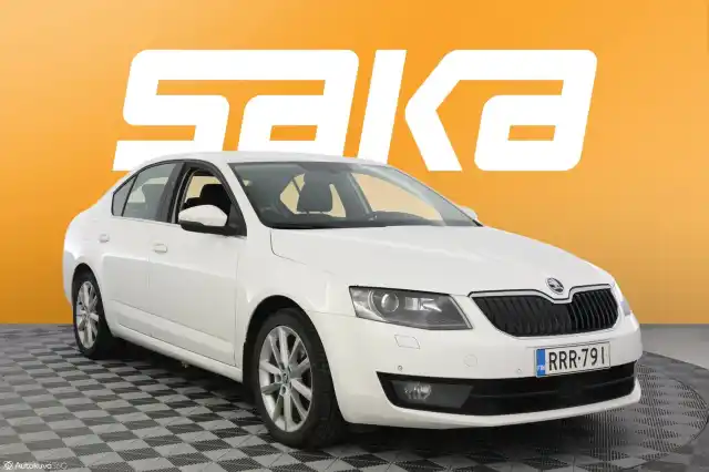 Valkoinen Viistoperä, Skoda Octavia – RRR-791