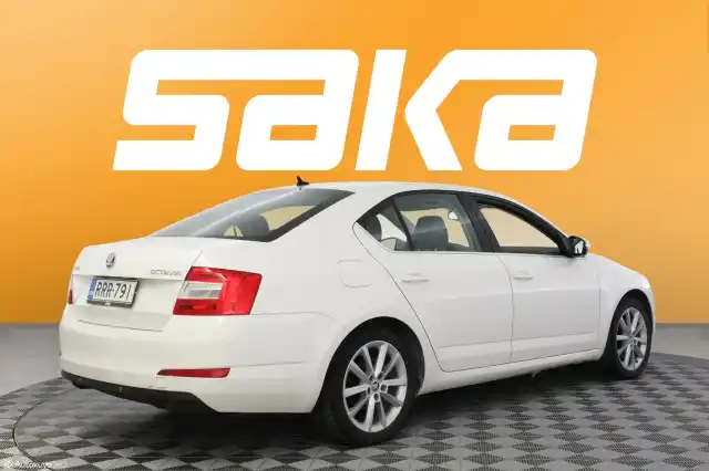 Valkoinen Viistoperä, Skoda Octavia – RRR-791