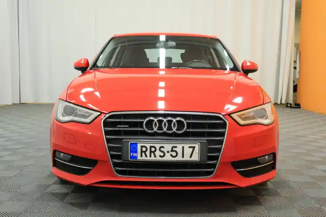 Punainen Viistoperä, Audi A3 – RRS-517