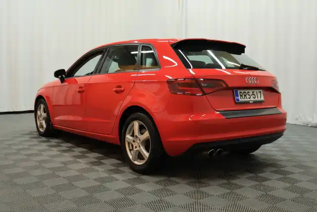 Punainen Viistoperä, Audi A3 – RRS-517