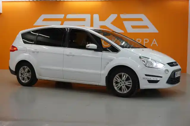 Valkoinen Tila-auto, Ford S-Max – RRT-161