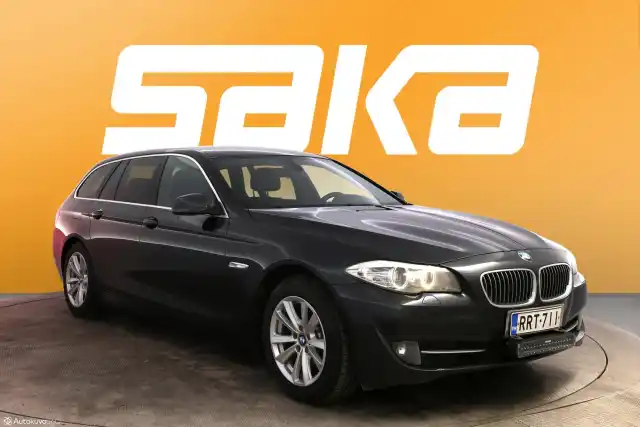 Harmaa Farmari, BMW 520 – RRT-711