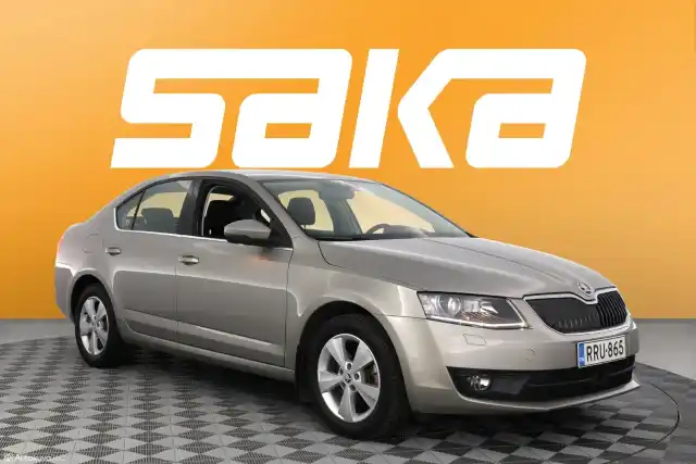 Ruskea Viistoperä, Skoda Octavia – RRU-865