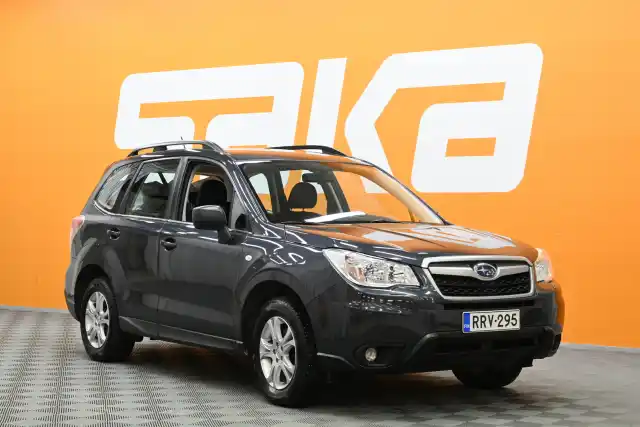 Harmaa Farmari, Subaru Forester – RRV-295