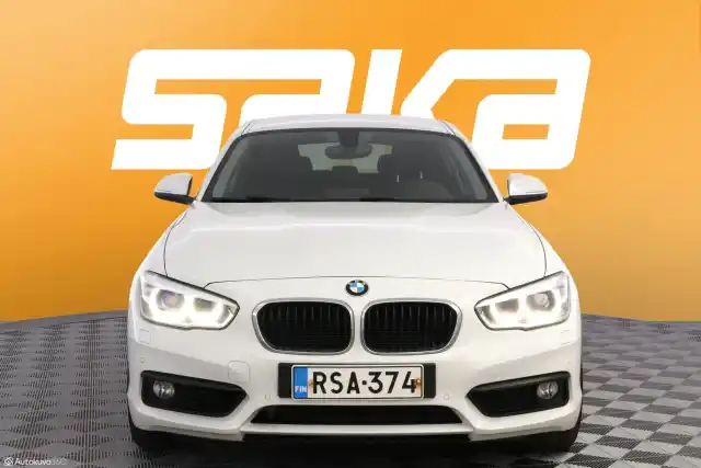 Valkoinen Viistoperä, BMW 118 – RSA-374