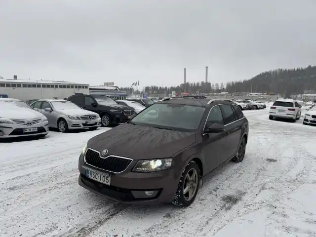 Ruskea (beige) Farmari, Skoda Octavia – RSC-105