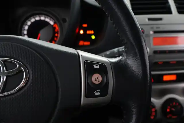 Musta Viistoperä, Toyota Urban Cruiser – RSG-388