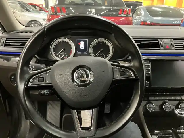Harmaa Farmari, Skoda Superb – RSO-632