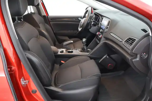 Punainen Viistoperä, Renault Megane – RSO-834