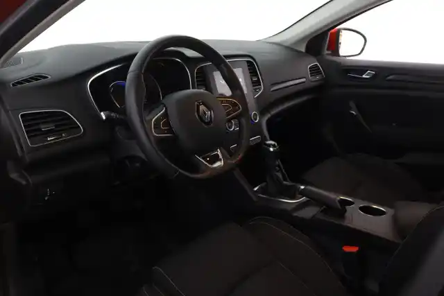 Punainen Viistoperä, Renault Megane – RSO-834
