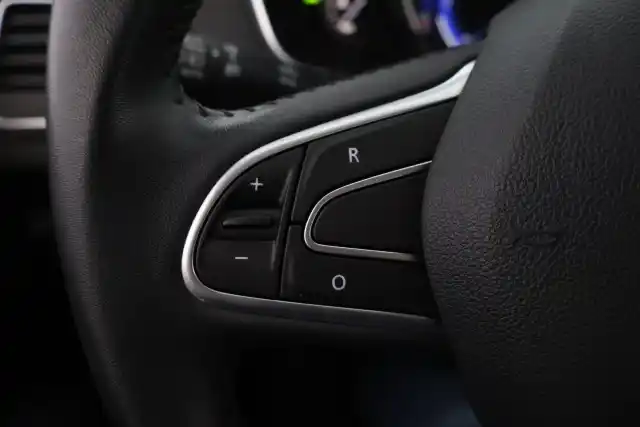 Punainen Viistoperä, Renault Megane – RSO-834