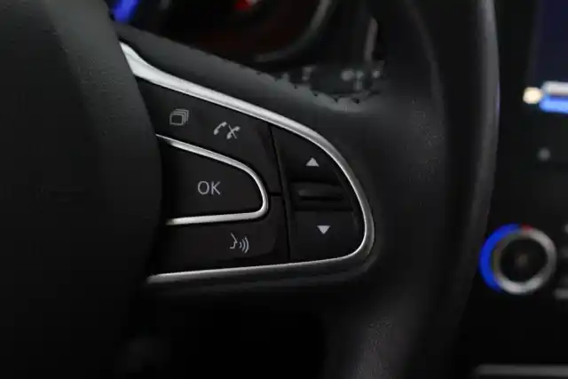 Punainen Viistoperä, Renault Megane – RSO-834