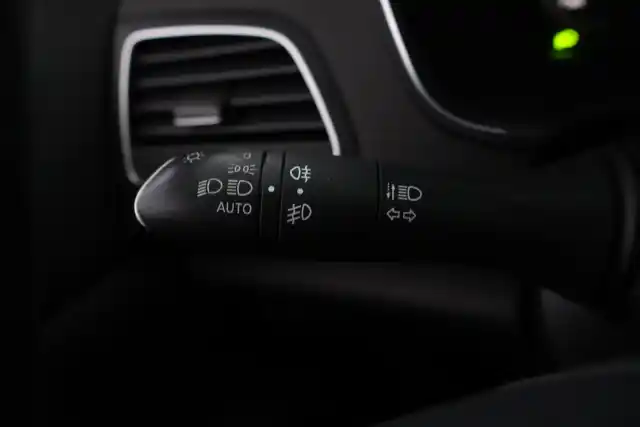 Punainen Viistoperä, Renault Megane – RSO-834
