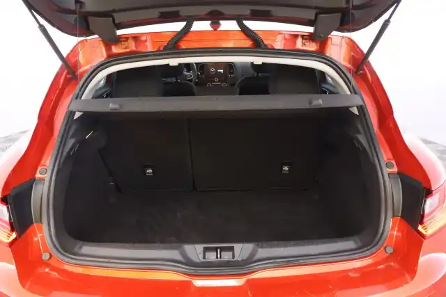 Punainen Viistoperä, Renault Megane – RSO-834