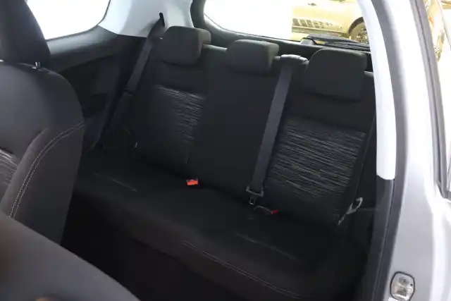 Harmaa Viistoperä, Peugeot 208 – RSP-312