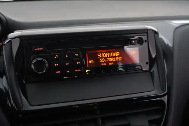 Harmaa Viistoperä, Peugeot 208 – RSP-312