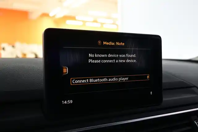 Vihreä Farmari, Audi A4 – RSP-470
