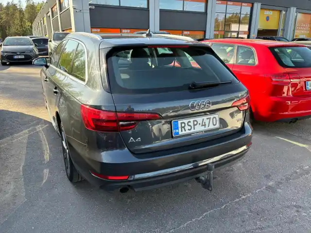 Vihreä Farmari, Audi A4 – RSP-470