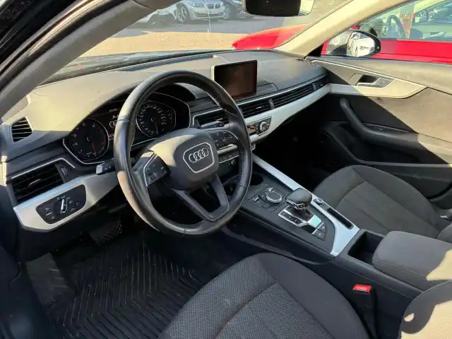 Vihreä Farmari, Audi A4 – RSP-470