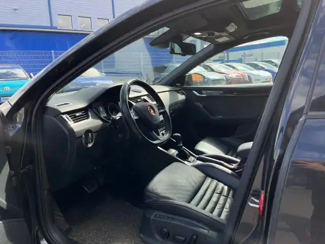 Musta Farmari, Skoda Octavia – RSP-653