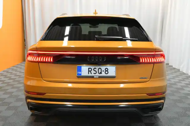 Oranssi Maastoauto, Audi Q8 – RSQ-8