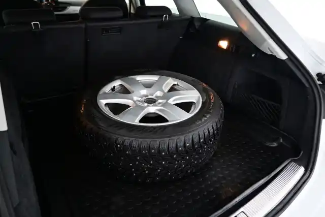 Valkoinen Farmari, Audi A6 – RSU-153