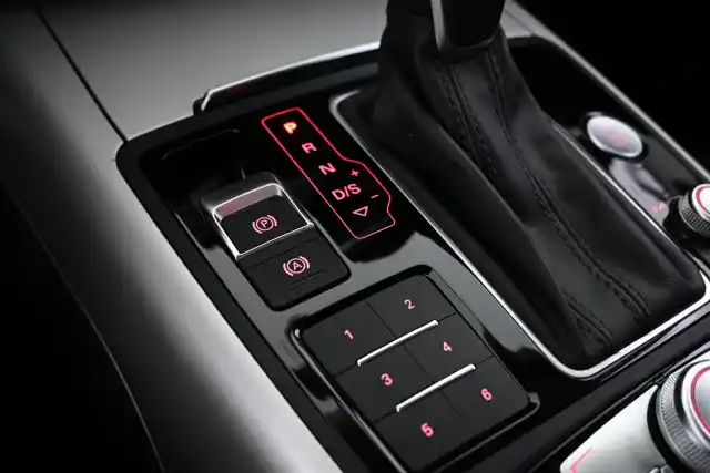 Valkoinen Farmari, Audi A6 – RSU-153