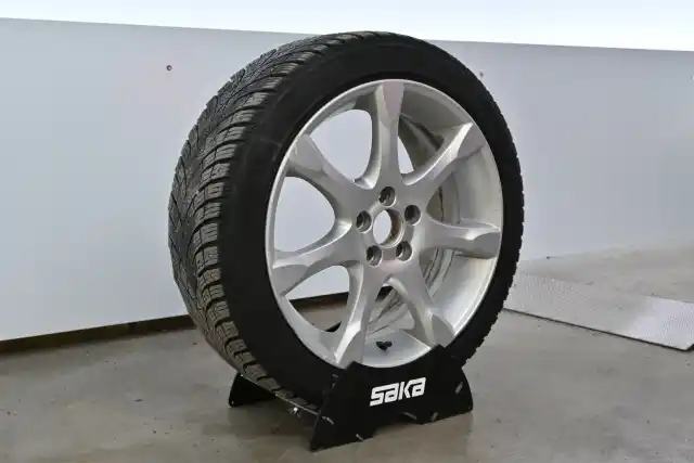 Musta Farmari, Volvo V70 – RSU-163
