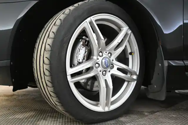 Musta Farmari, Volvo V70 – RSU-163