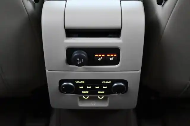 Musta Farmari, Volvo V70 – RSU-163