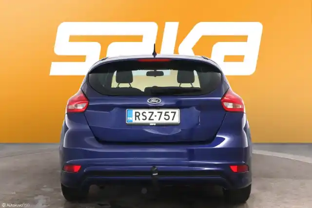 Sininen Viistoperä, Ford Focus – RSZ-757