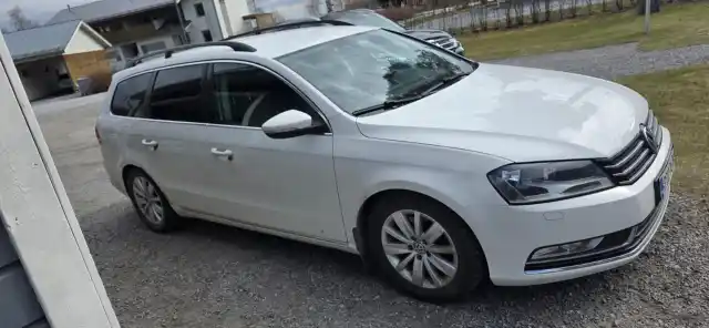 Valkoinen Farmari, Volkswagen Passat – RTC-767