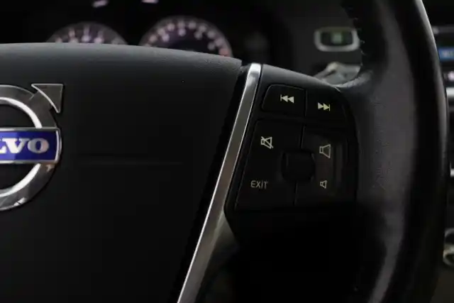 Harmaa Sedan, Volvo S60 – RTC-866