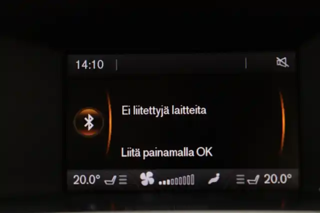 Harmaa Sedan, Volvo S60 – RTC-866