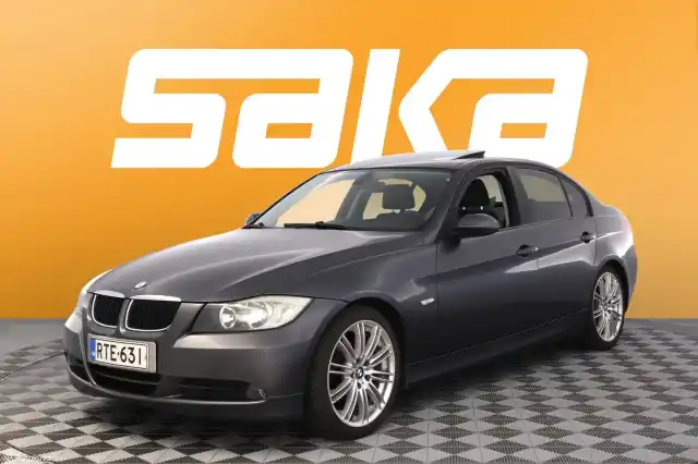 Harmaa Sedan, BMW 320 – RTE-631
