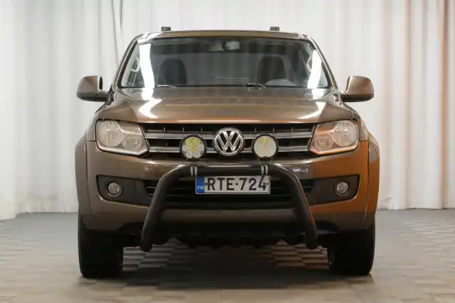 Ruskea Avolava, Volkswagen Amarok – RTE-724