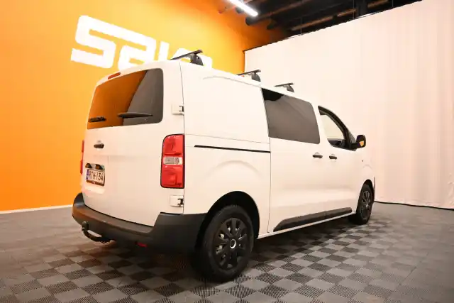 Valkoinen Pakettiauto, Toyota Proace – RTH-134