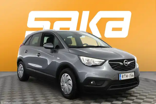 Harmaa Maastoauto, Opel Crossland X – RTH-154