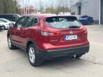 Punainen Maastoauto, Nissan Qashqai – RTJ-197, kuva 2