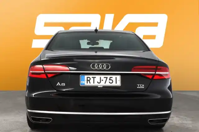 Musta Sedan, Audi A8 – RTJ-751