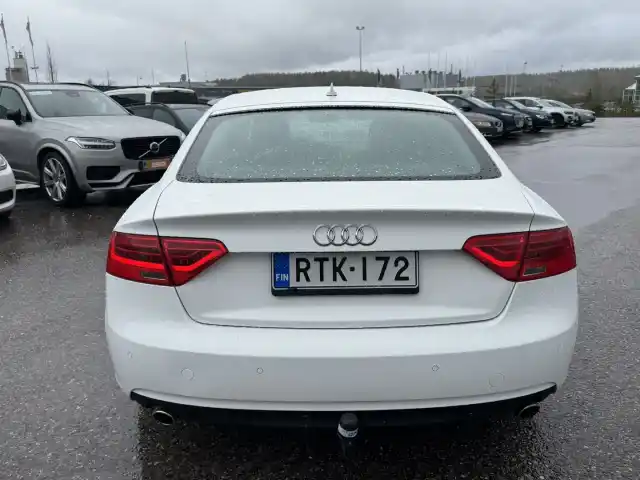 Valkoinen Viistoperä, Audi A5 – RTK-172