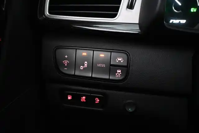 Sininen Farmari, Kia NIRO – RTK-291