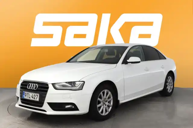 Valkoinen Sedan, Audi A4 – RTL-427