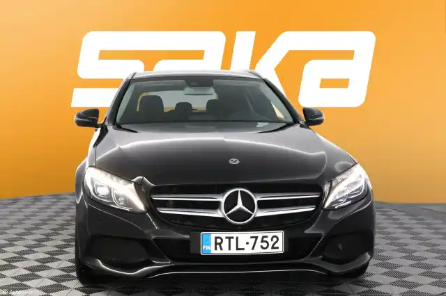 Musta Farmari, Mercedes-Benz C – RTL-752