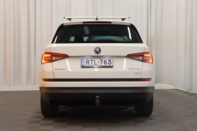 Valkoinen Maastoauto, Skoda Kodiaq – RTL-763