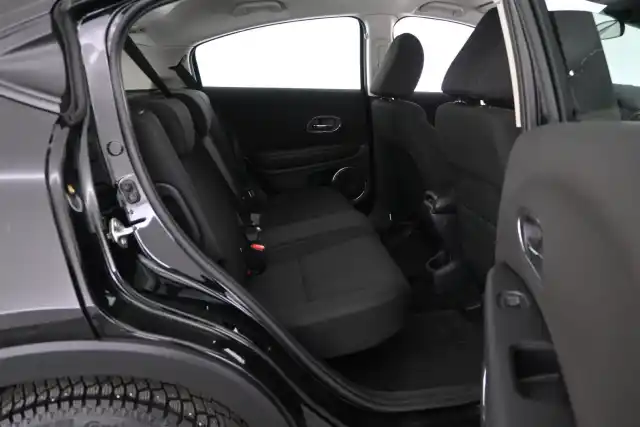 Musta Maastoauto, Honda HR-V – RTM-986