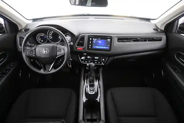 Musta Maastoauto, Honda HR-V – RTM-986