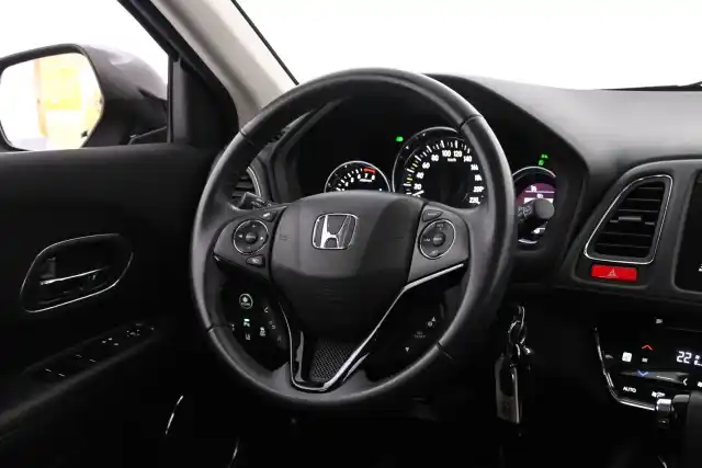 Musta Maastoauto, Honda HR-V – RTM-986