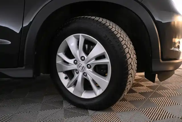 Musta Maastoauto, Honda HR-V – RTM-986