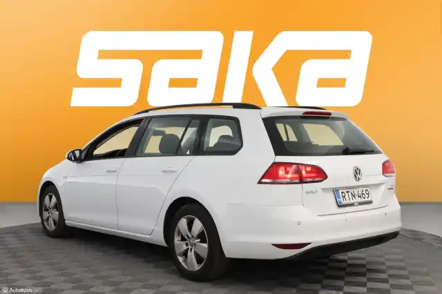 Valkoinen Farmari, Volkswagen Golf – RTN-469